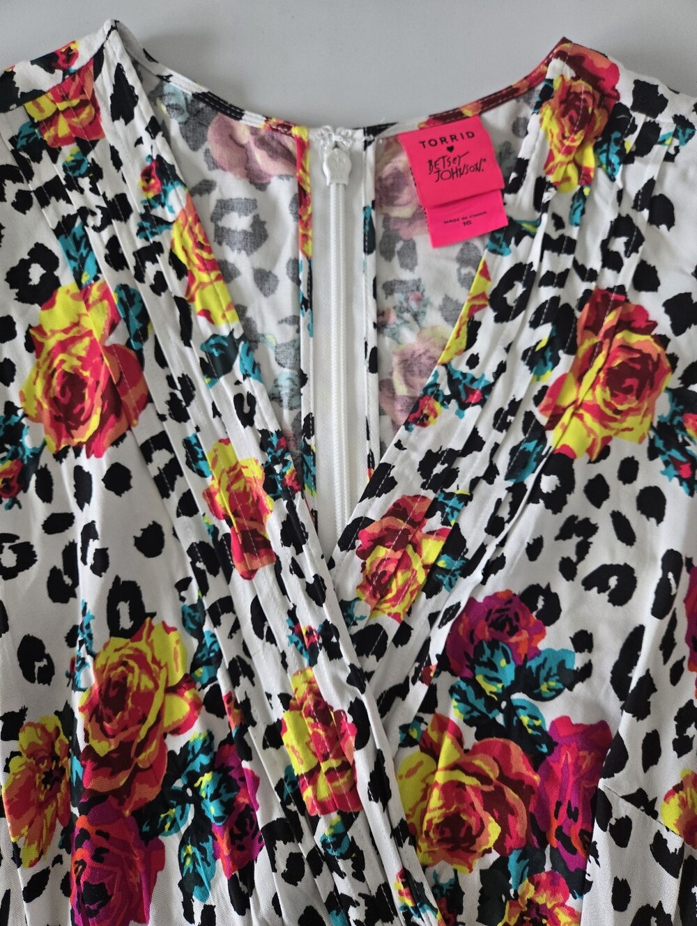Torrid Betsey Johnson Floral Leopard Print Midi Dress Rockabilly Size 16 - Picture 2 of 5